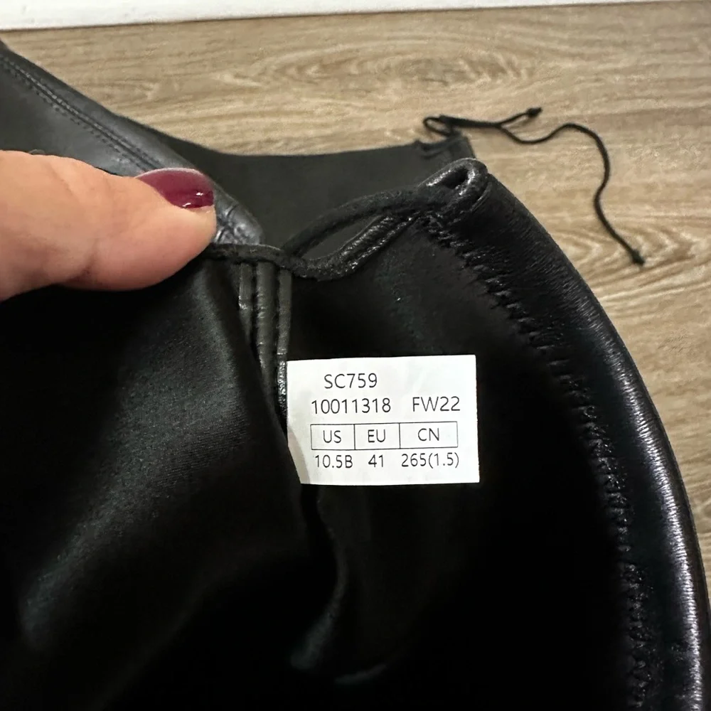 Stuart Weitzman Bedfordland Lug Sole Over the Knee Boot Size 10.5 NEW‎